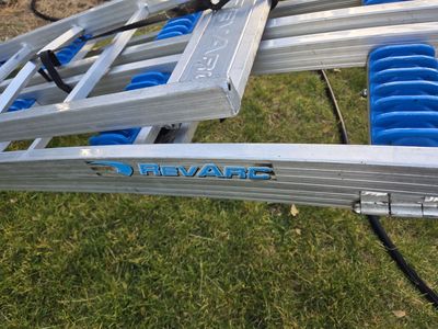 Snowmobile ramp