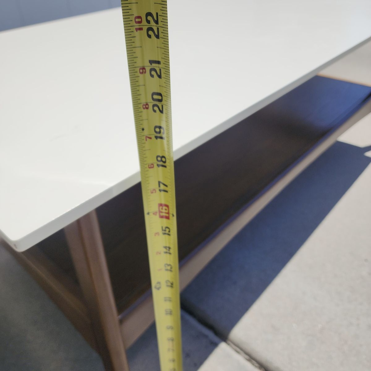 Main image 10