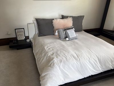 Queen Modern Platform Bed Frame with Built-in Floating Nightstands