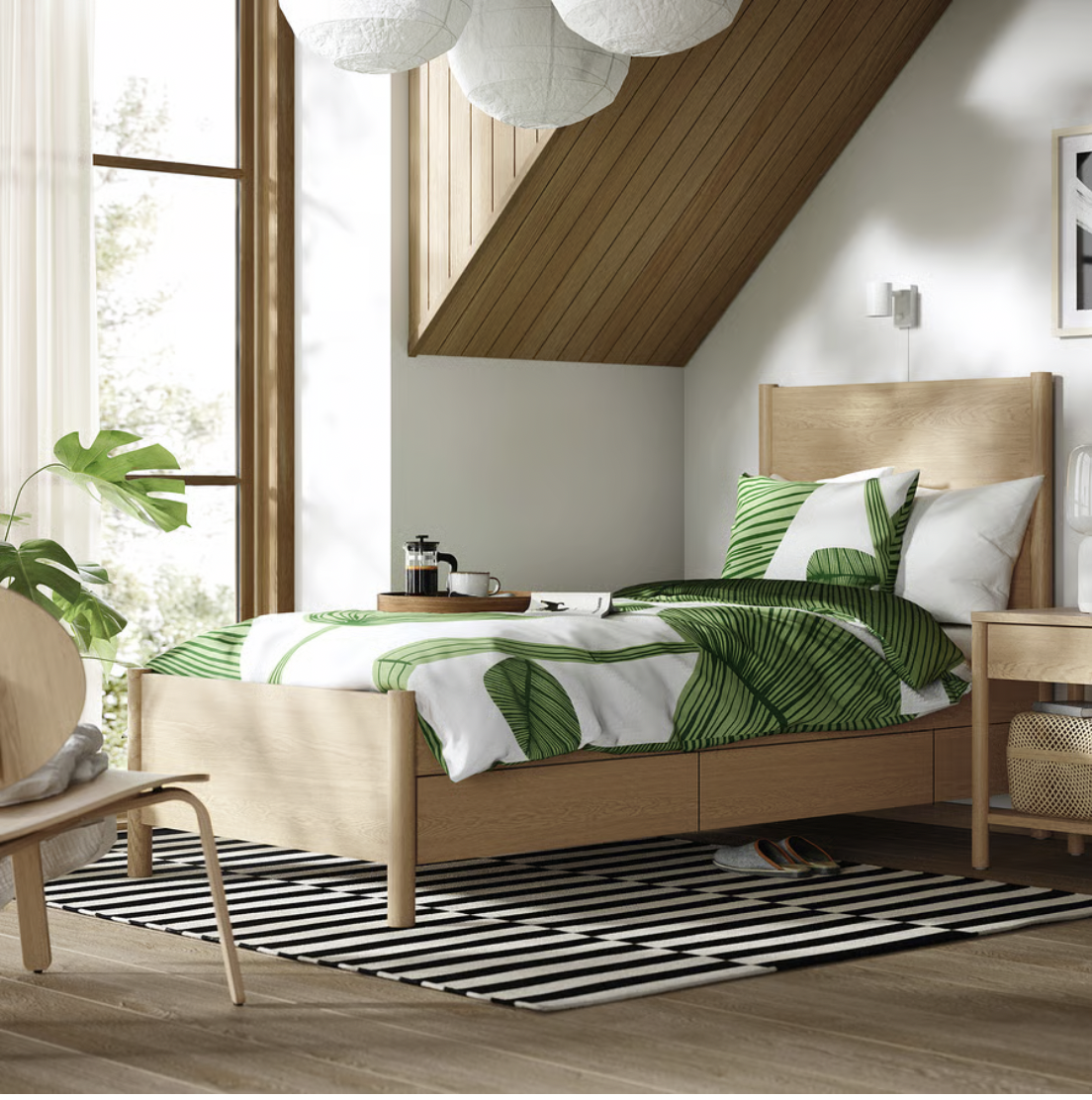 Beautiful Oak Twin Bed with Storage