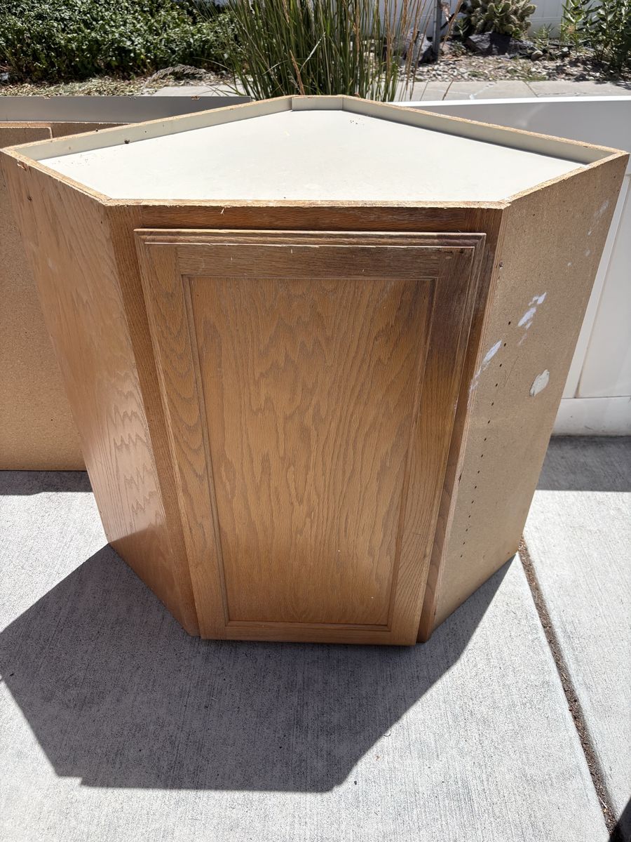 Kitchen Cabinet Corner