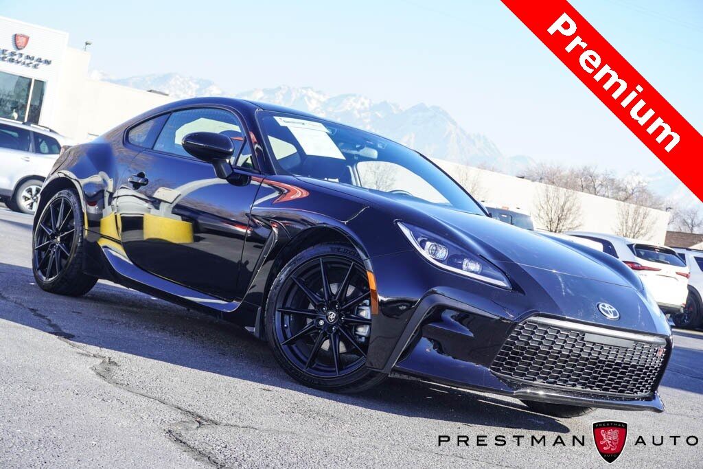 2025 Toyota GR86 Premium