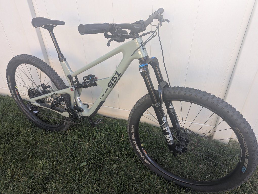 Intense 951 carbon Trail MTB Large 29er