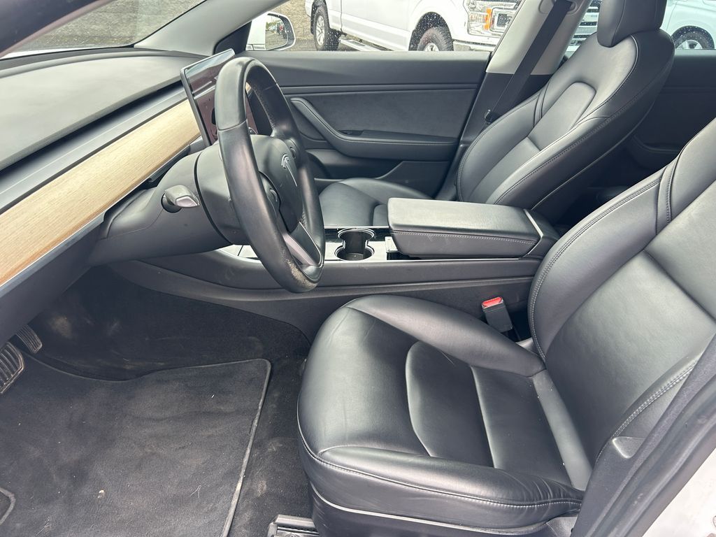 Main image 23