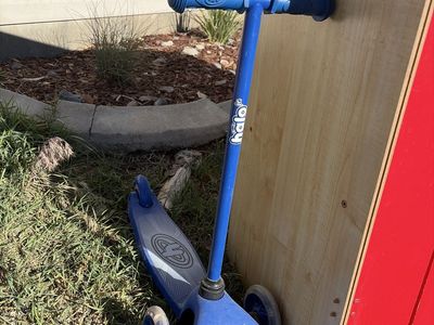 Free!! Halo Jr. Kids 3-Wheel Scooter, Blue - Stable & Fun Beginner Scooter