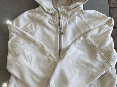 Lululemon Women’s Hoodie