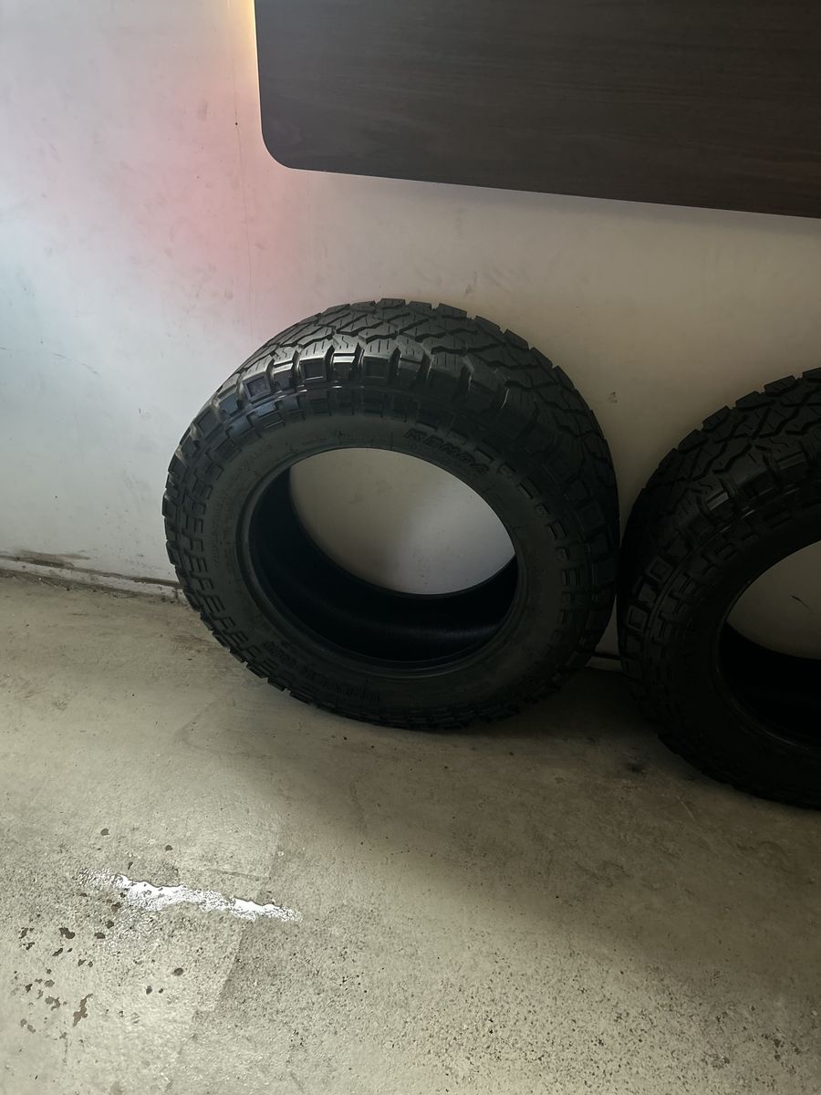 2 used kenda kelver R/T Tires 28,000 miles