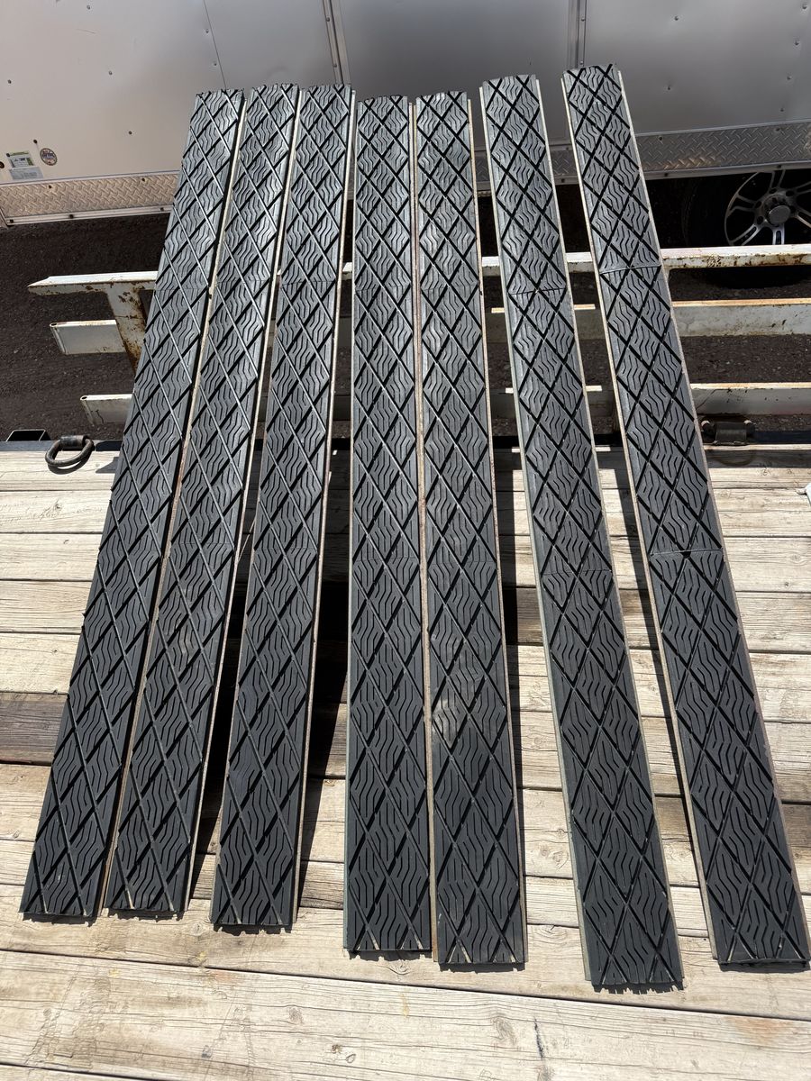 Weld on lagging