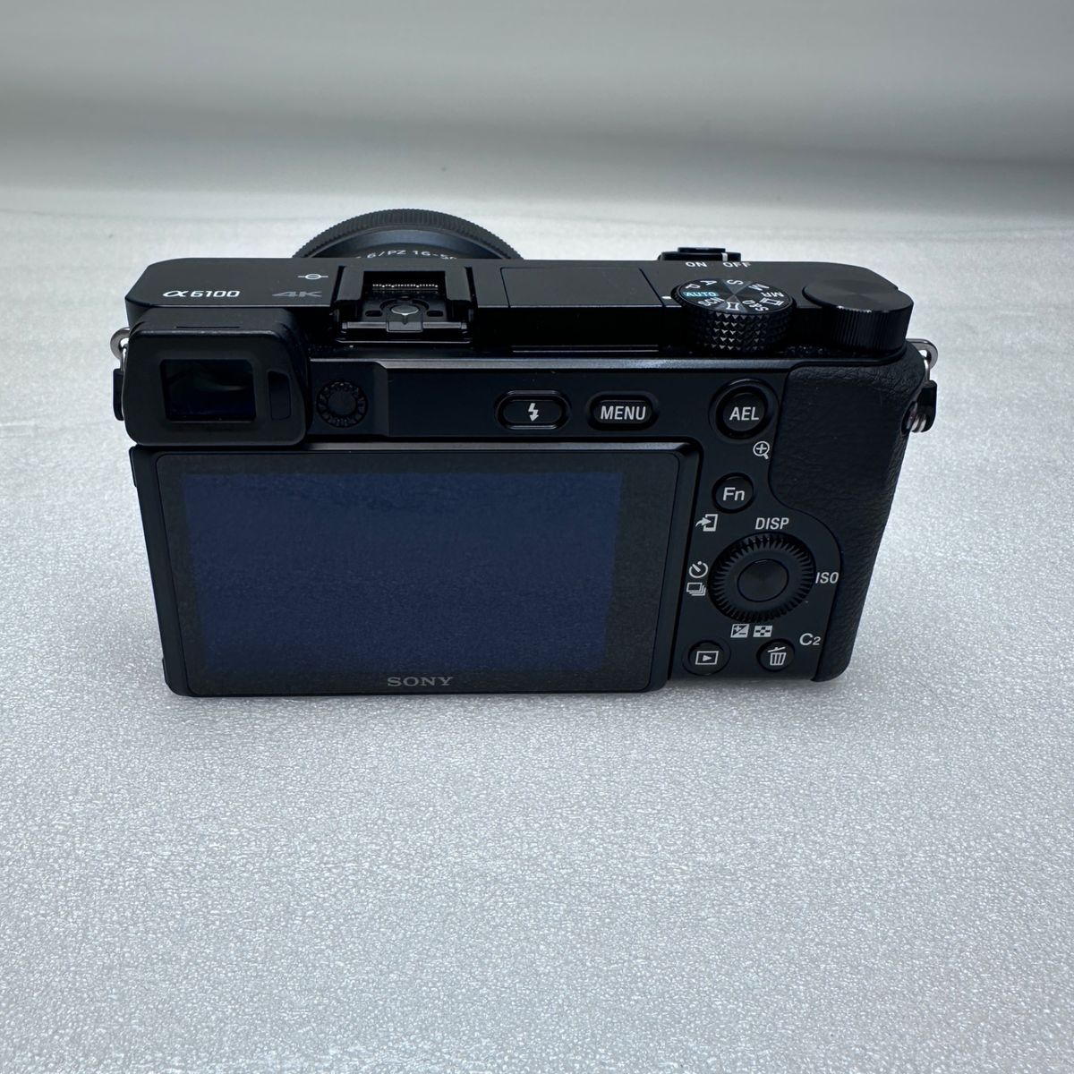 Main image 6