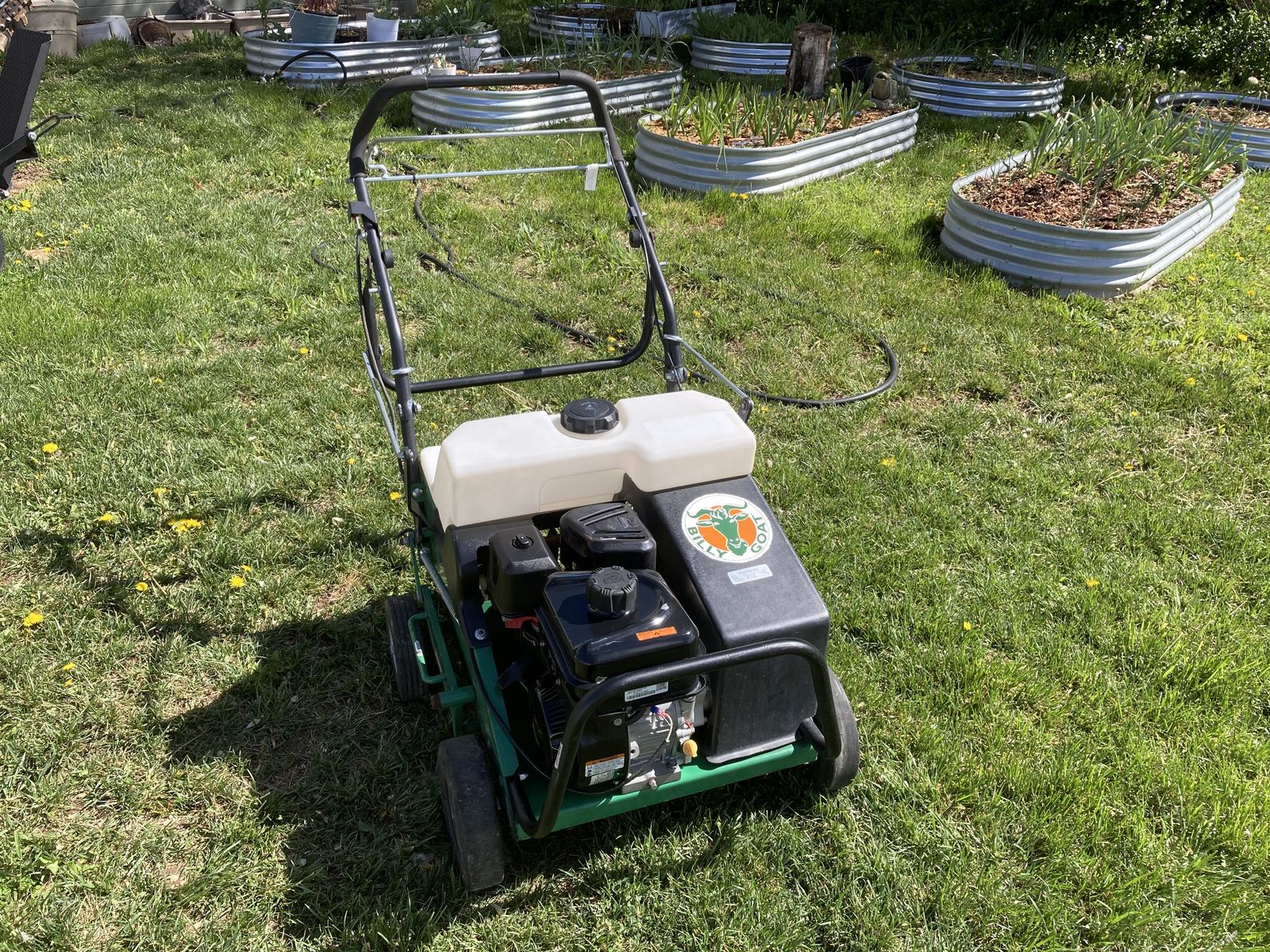 Like New Billy Goat Aerator