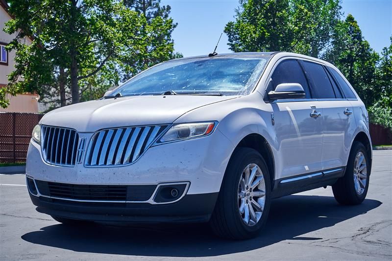 2013 Lincoln MKX Base