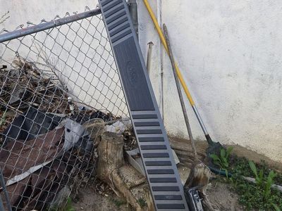 Ford passenger side truck step