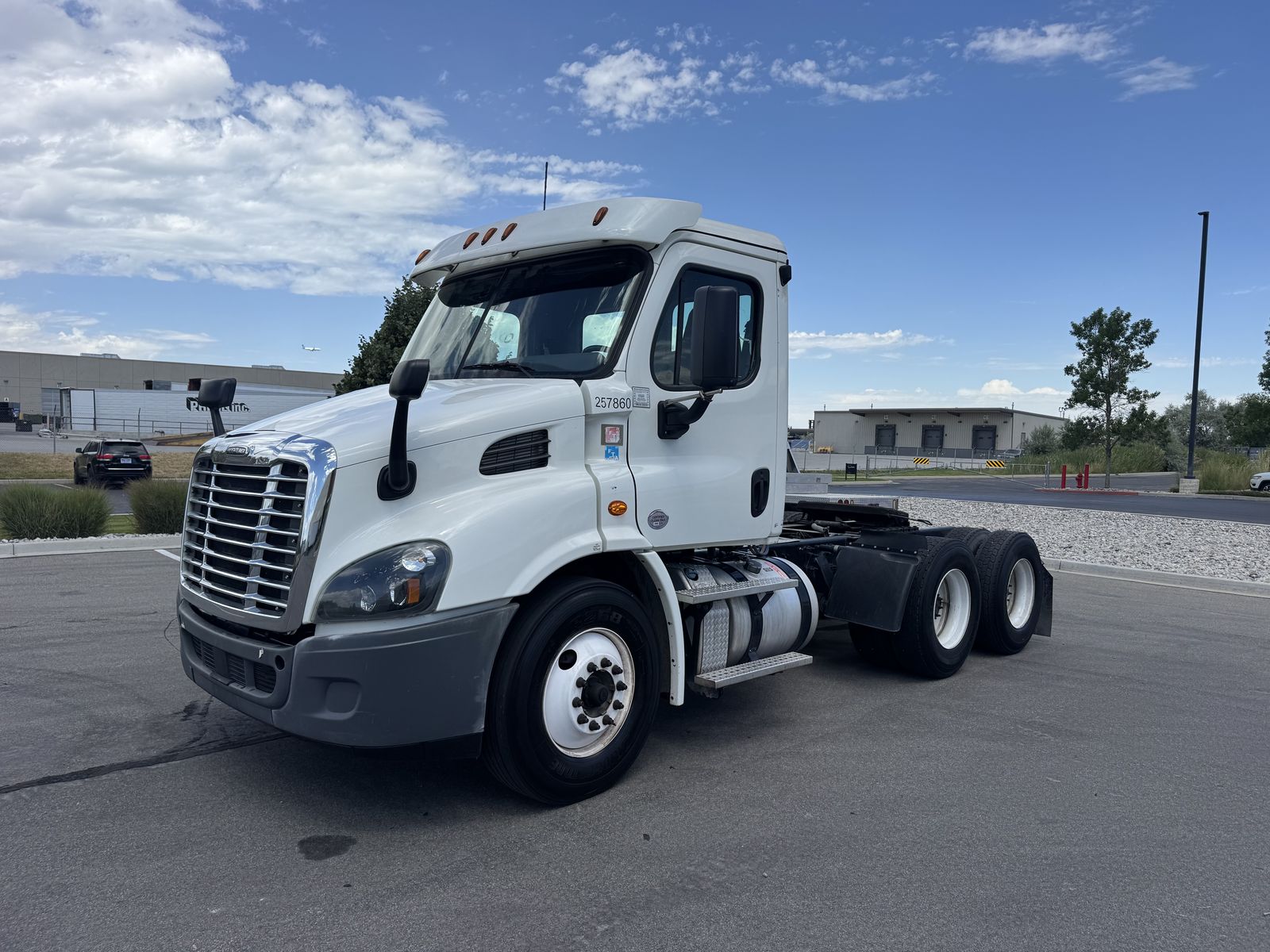 2019 Freightliner Cascadia Day Cab