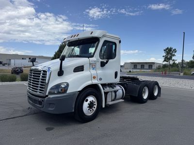 2019 Freightliner Cascadia Day Cab