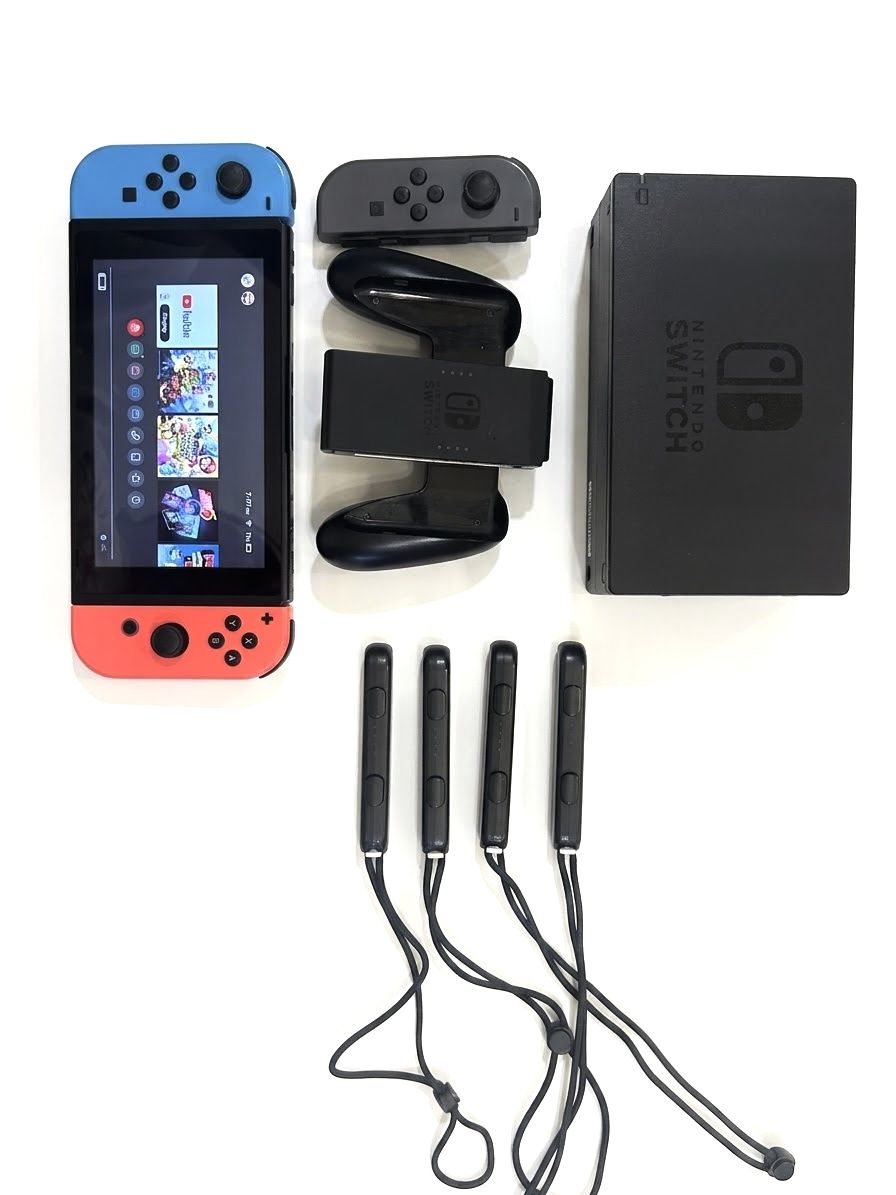Nintendo Switch 132 GB Console | 3 Joy-cons | TV Dock