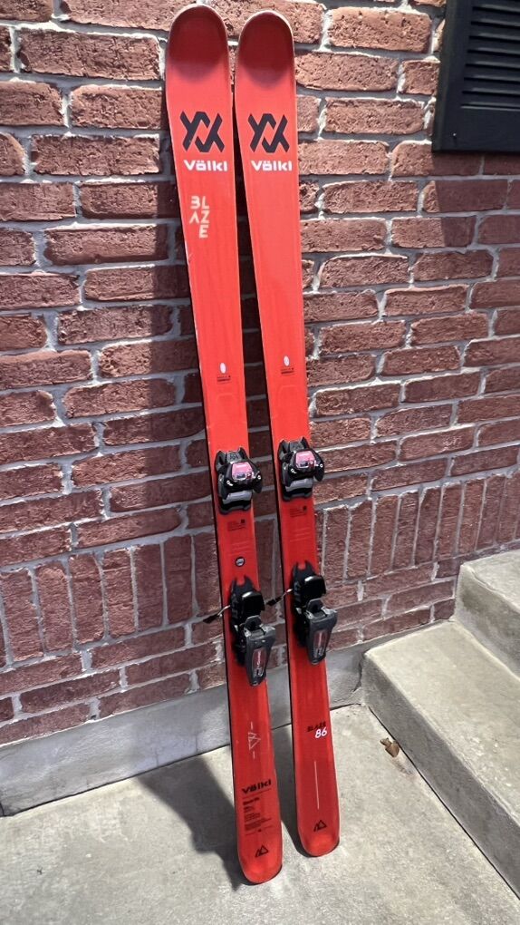 Volkl Blaze 86 180cm