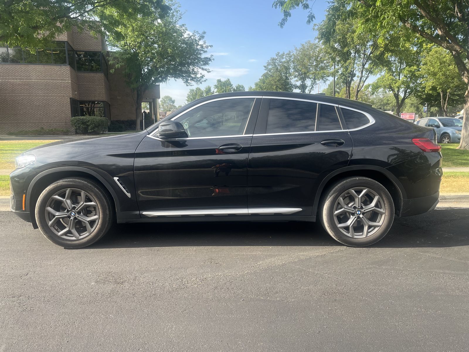 2024 BMW X4 xDrive30i