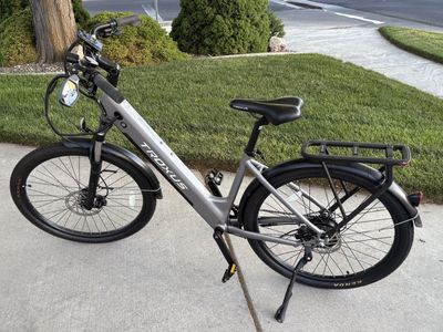 Troxus Trax LT Step e-Bike and Bike Rack