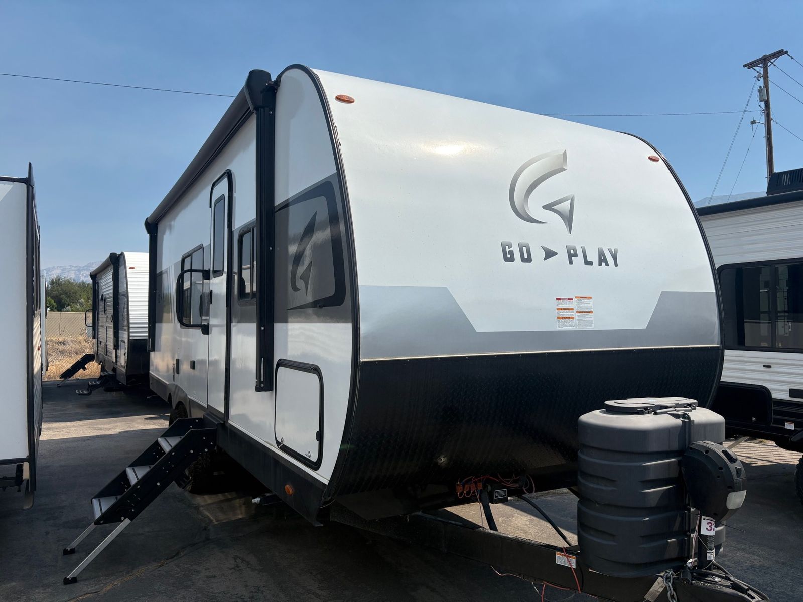 New 2025 Wayfinder RV Go Play 22MLSW Travel Trailer