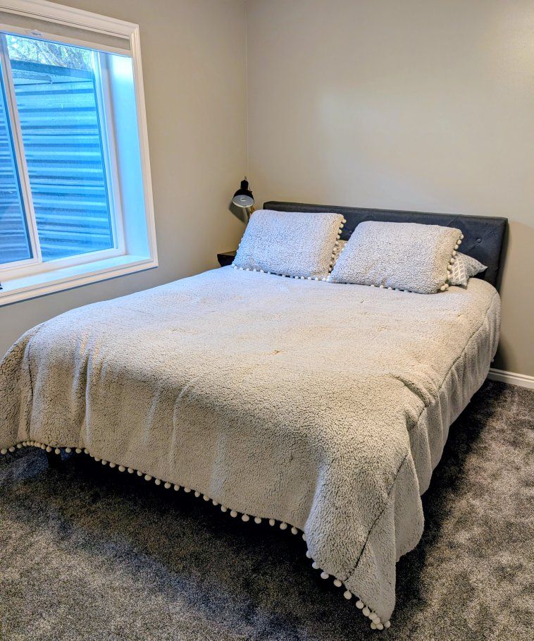 Great Condition! Cozy Queen Bed - Entire Set-up with Headboard, Mattress, and Bedding