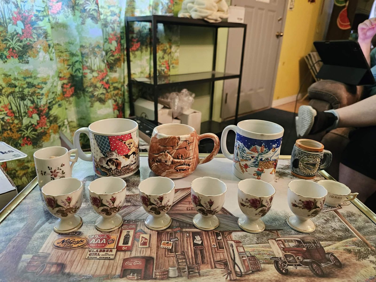 Decorative Cups