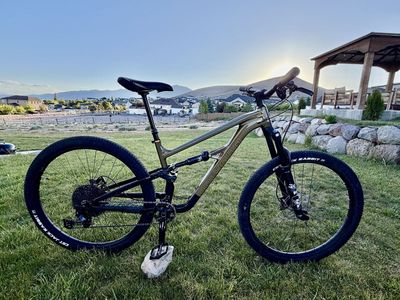 2024 Polygon Siskiu T8 (Large)