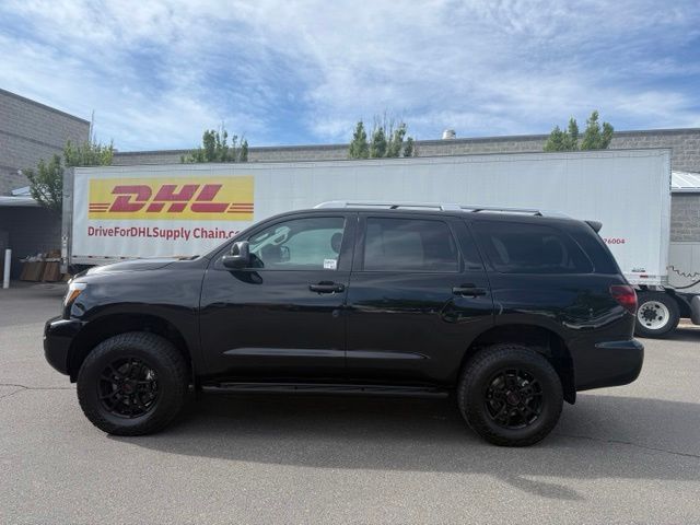 2020 Toyota Sequoia SR5