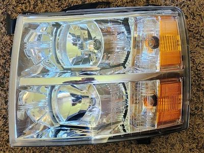 chevrolet silverado headlight