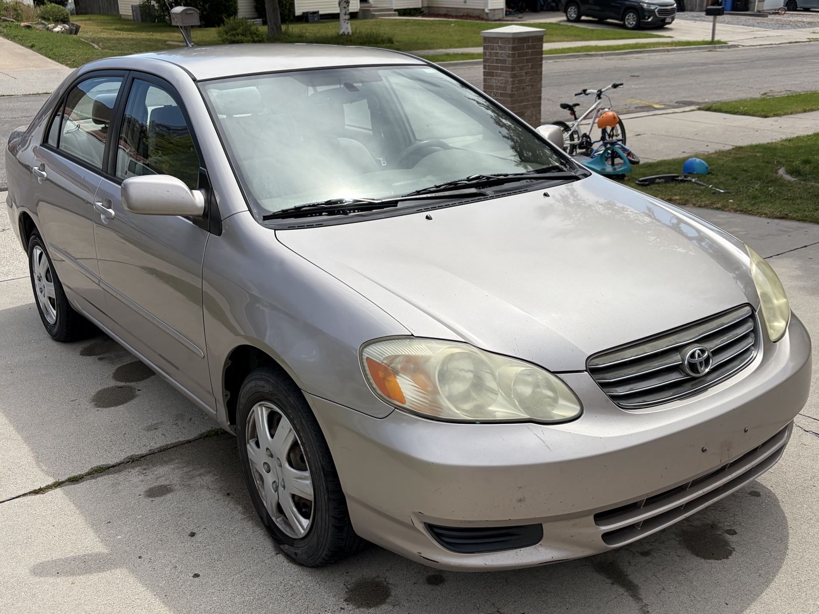 2003 Toyota Corolla LE