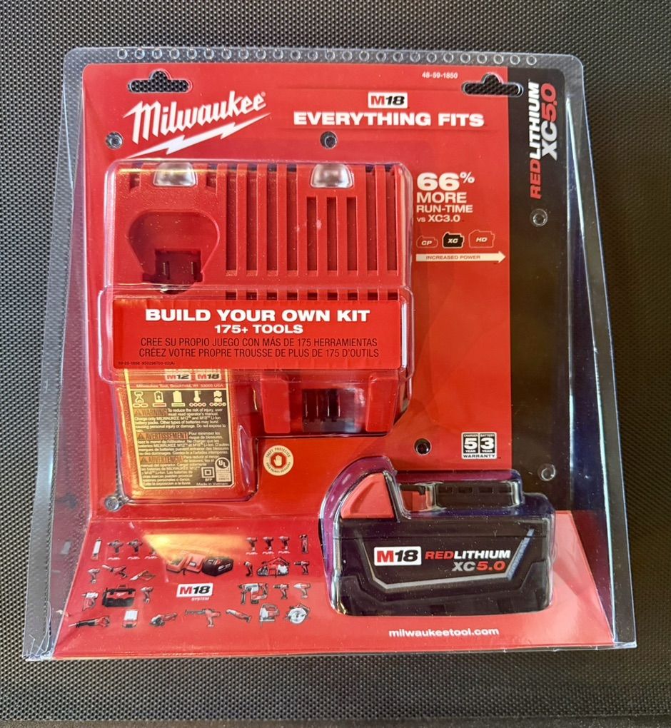 NEW Milwaukee M18 REDLITHIUM Battery/Charger Kit