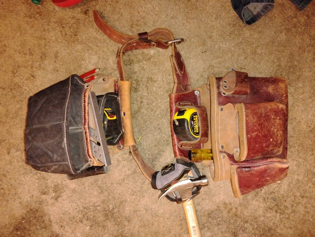 Barely used oxidentals their not even worn in Iv only worn them 30 times still need worn in, Multiple Pouches and Hammer Loop