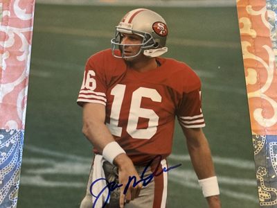 Joe Montana Autograph NFL San Francisco 49ers Hand Signed Auto 8x10 Photo Super Bowl Champions