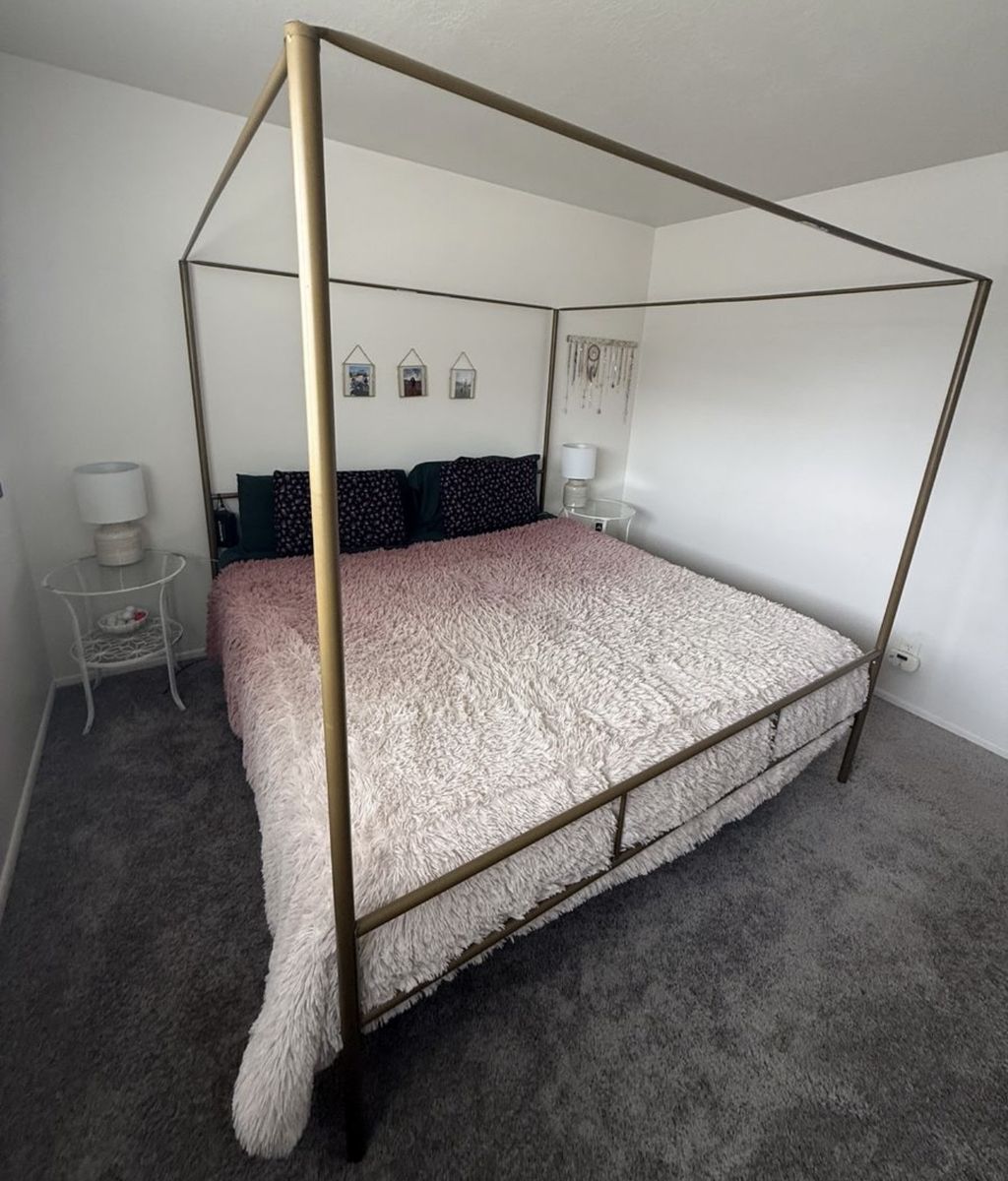 King bed frame