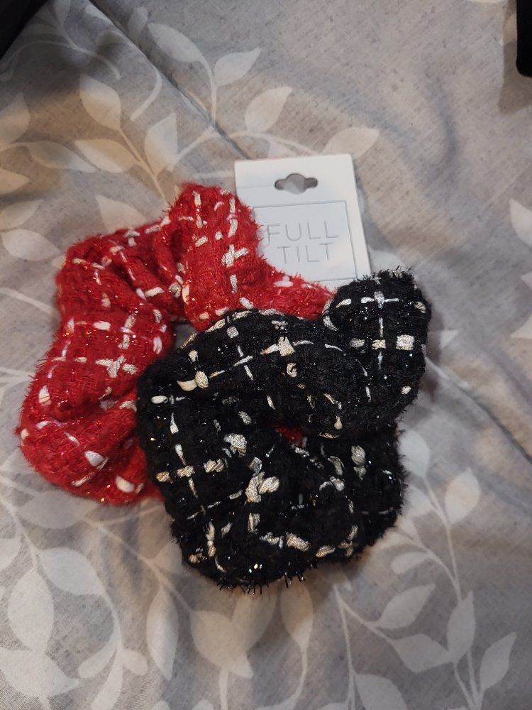 FULL TILT Tweed Scrunchie 2-Pack: Red & Black Sparkle Hair Accessories