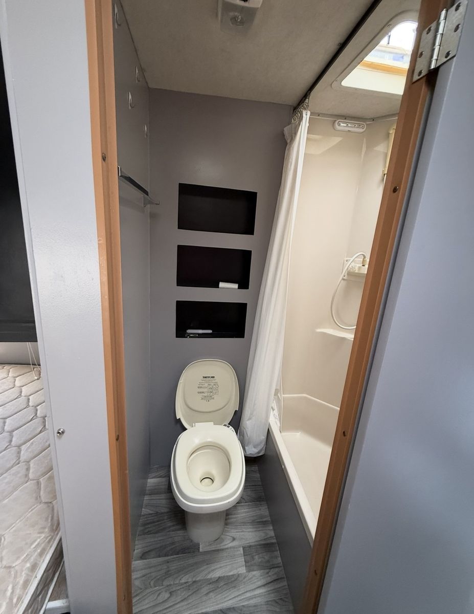 Main image 13