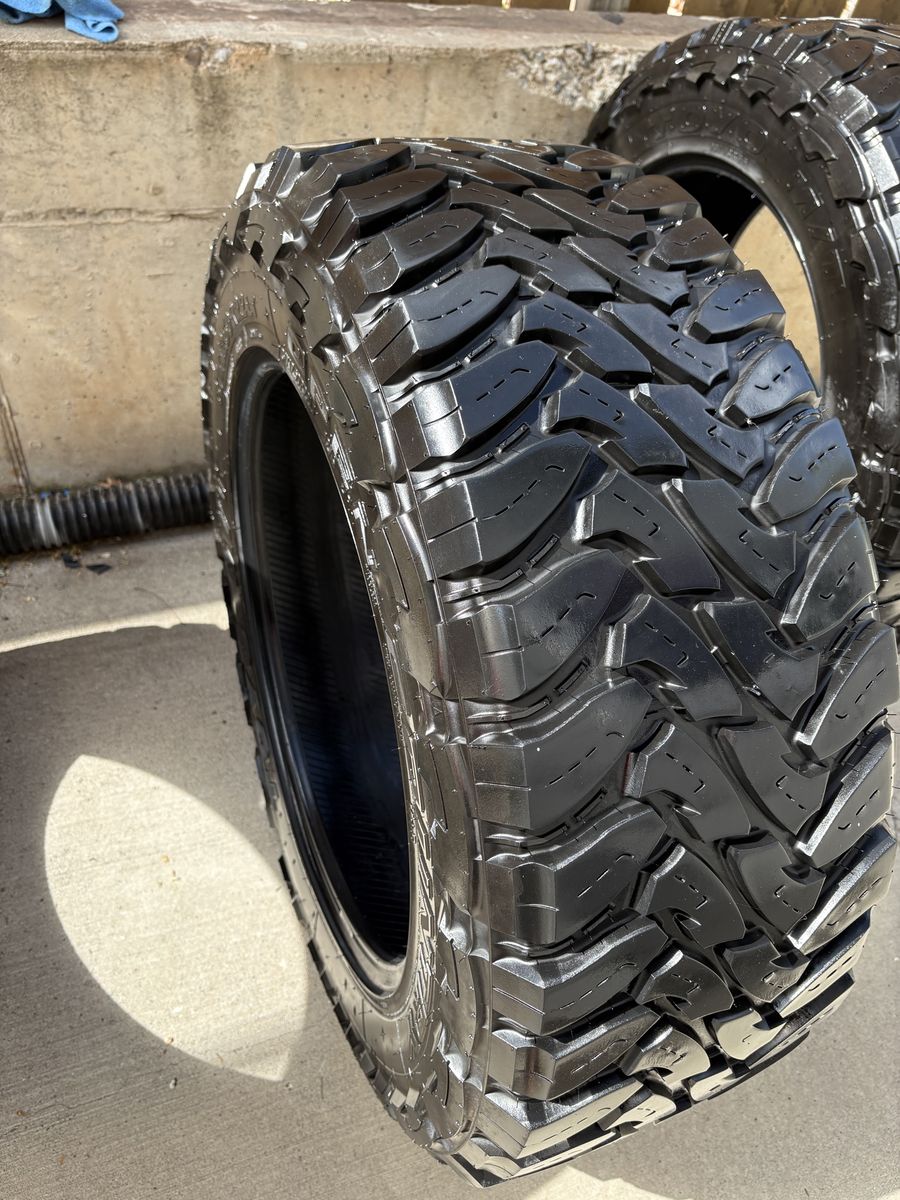 Toyo Open Country M/T 37x12.50R22LT 4 tires