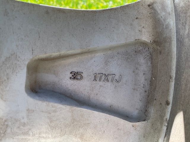 Main image 5