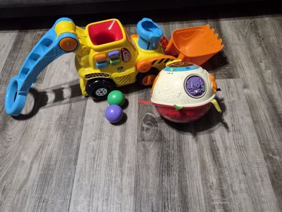 Vtech Baby learning crawl and push toys