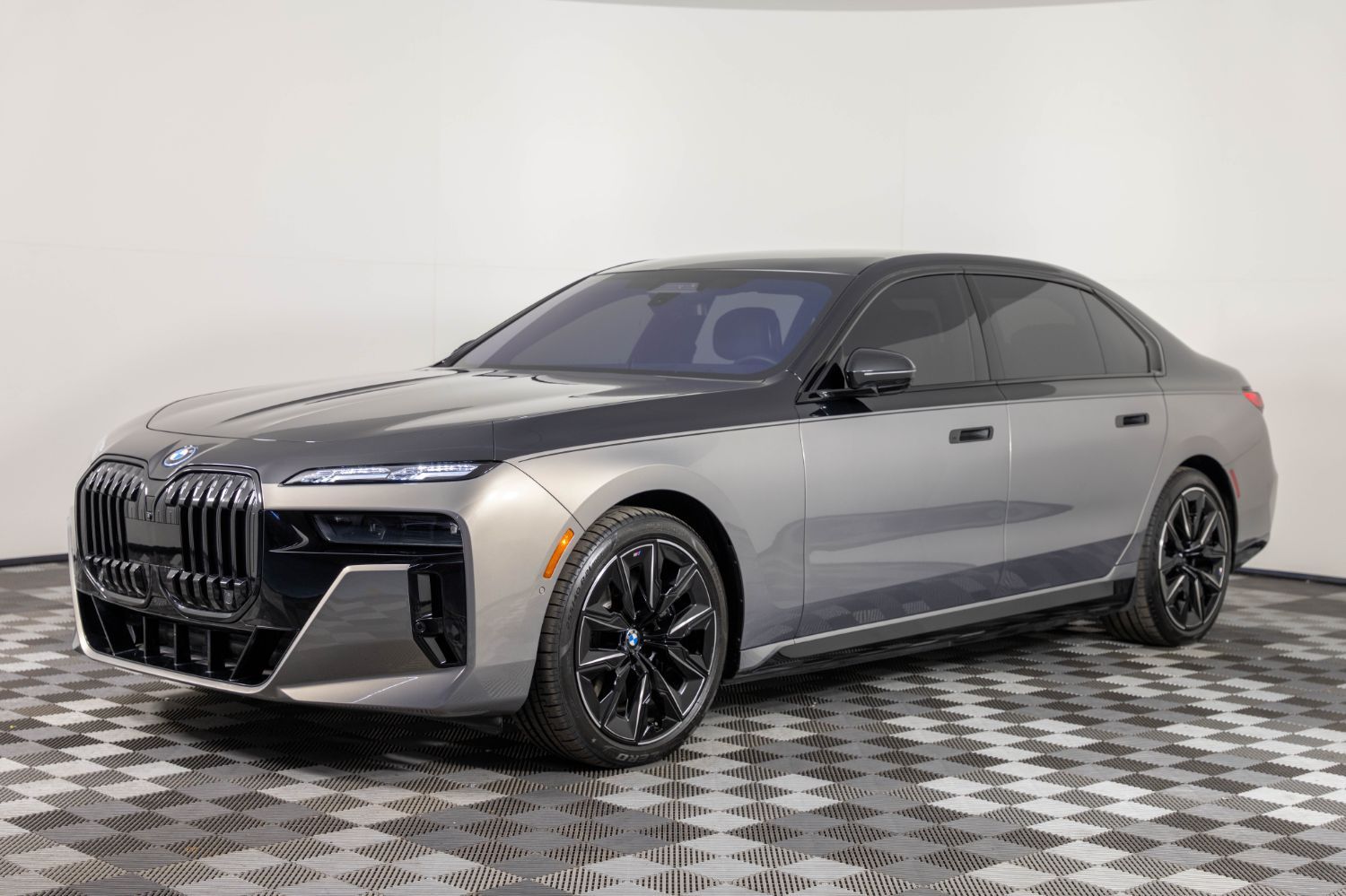 2023 BMW i7 xDrive60
