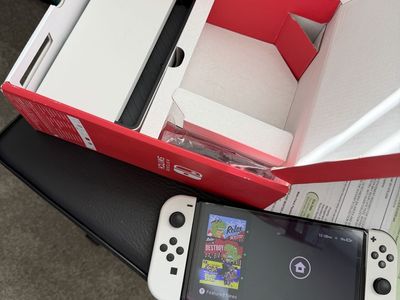 Nintendo Switch OLED