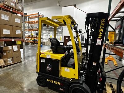 2016 Hyster E50XN-27 Electric Forklift – 5,000 lb Capacity – 21 ft Lift for sale