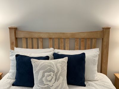 Bed Set: 2 Nightstands and Headboard