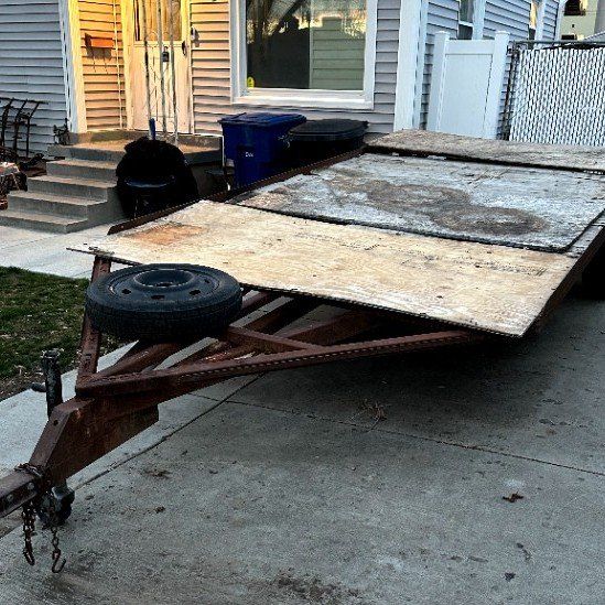 Snowmobile trailer/flatbed