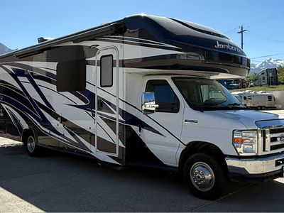 2019 fleetwood jamboree 30 foot motorhome