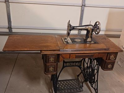 Vintage 1904 Singe Model 27-4 Treadle Sewing Machine with Cabinet and Attachments