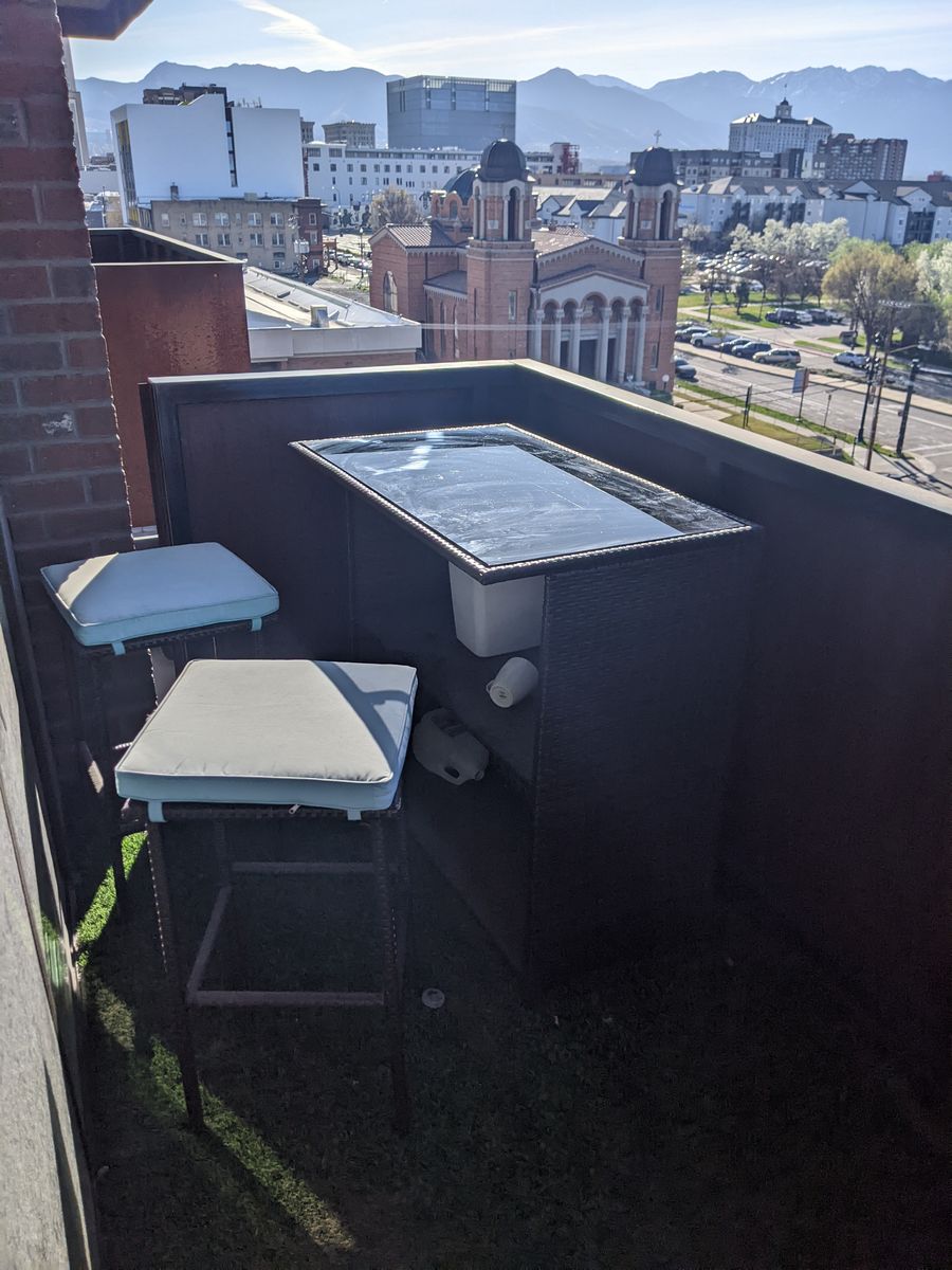 Ourdoor Patio Set, Glass bar top and stools