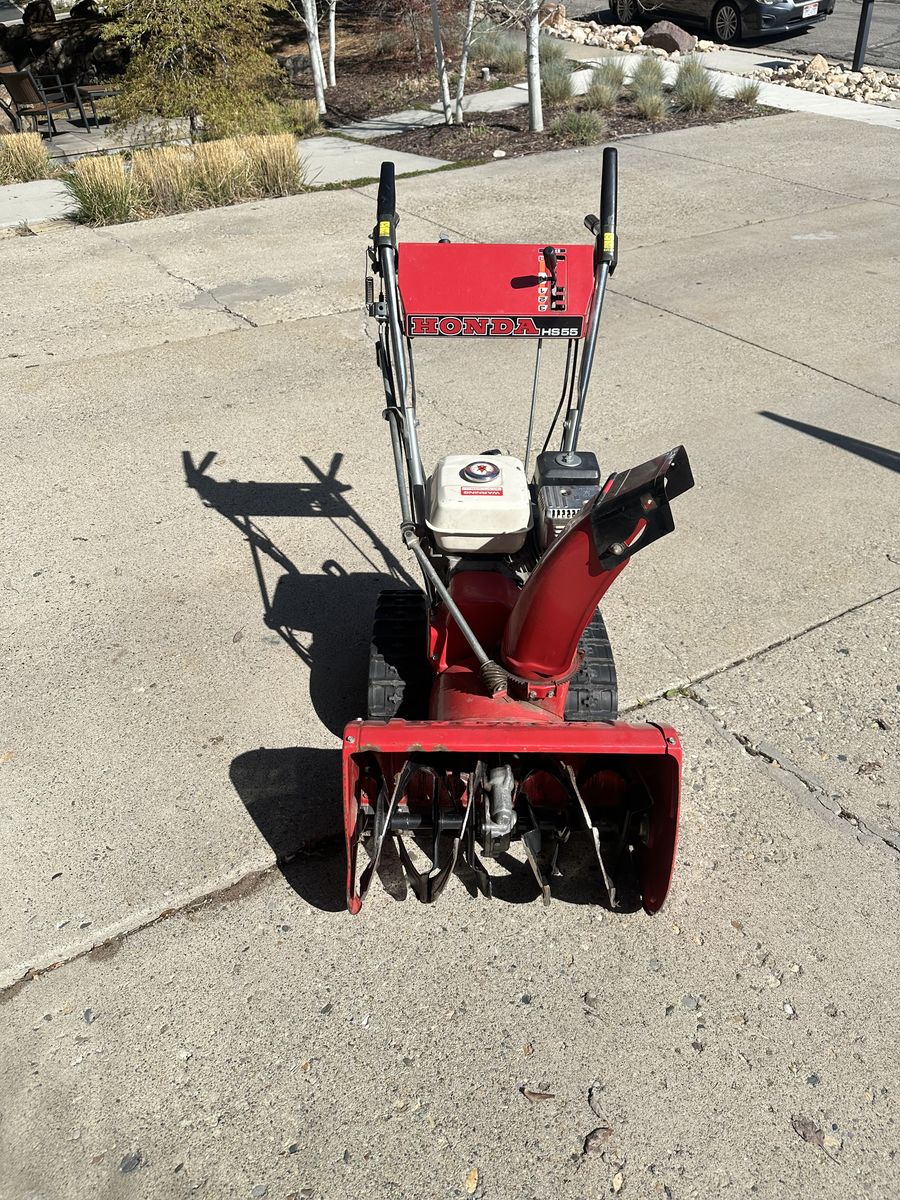 Honda HS55 Snowblower-cheap
