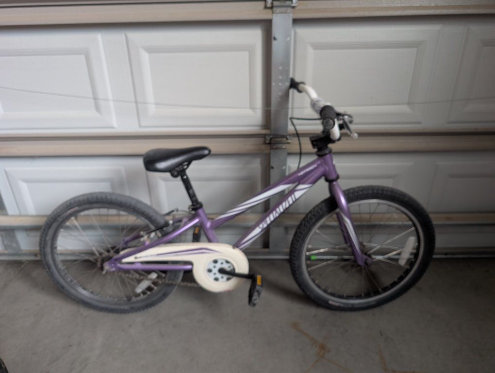 Specialized Hotrock 20" Kids Bike - Purple, White