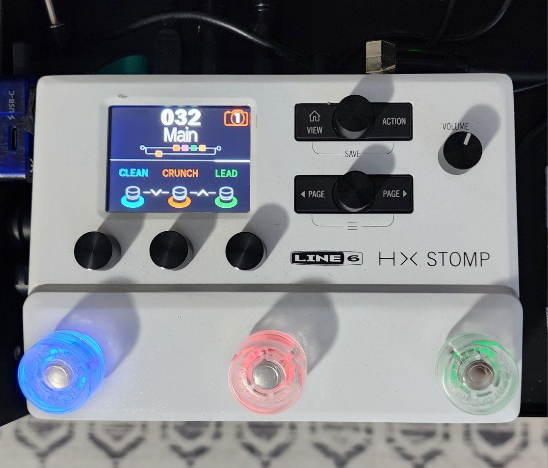 Line 6 HX Stomp Multi-Effects Guitar Processor Pedal - White