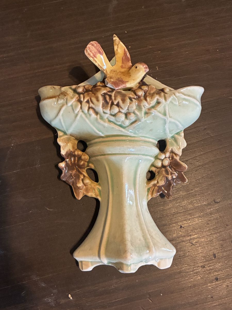 Main image 3